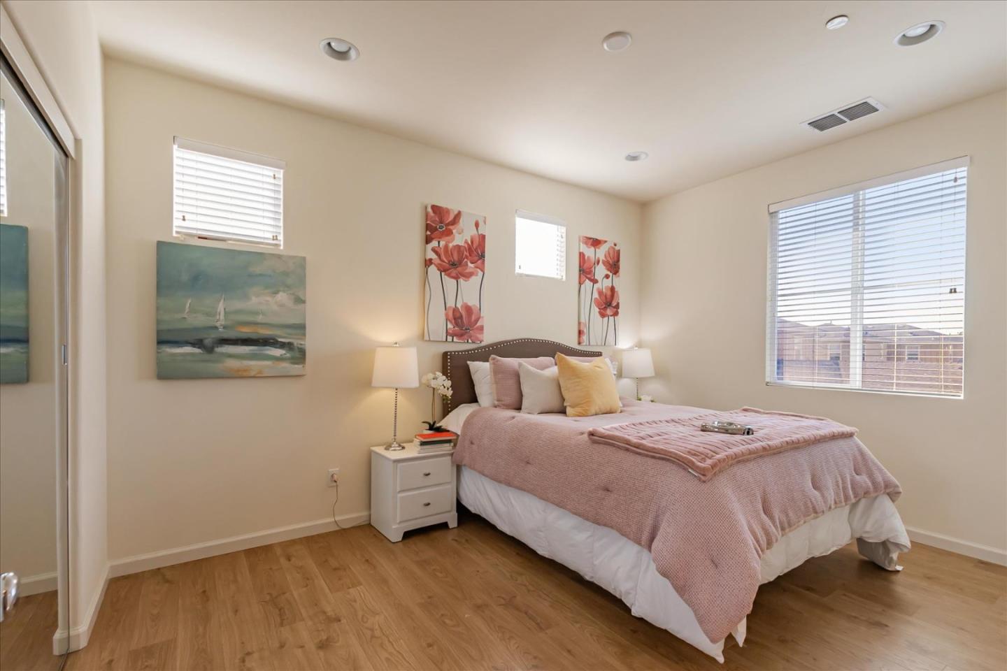 Detail Gallery Image 17 of 40 For 1350 Nestwood Way, Milpitas,  CA 95035 - 2 Beds | 2/1 Baths