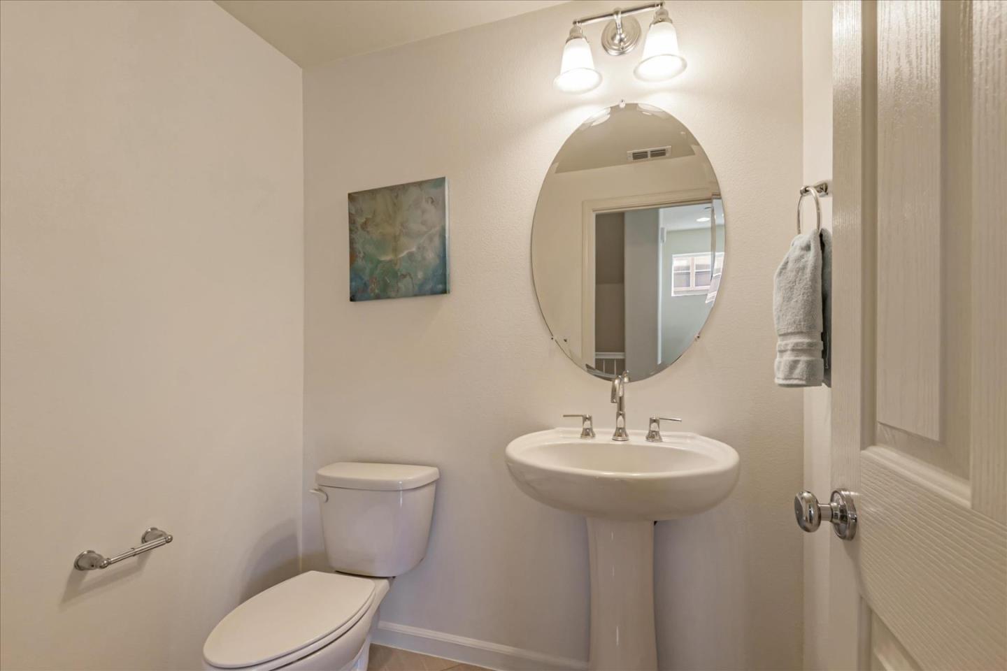 Detail Gallery Image 21 of 40 For 1350 Nestwood Way, Milpitas,  CA 95035 - 2 Beds | 2/1 Baths