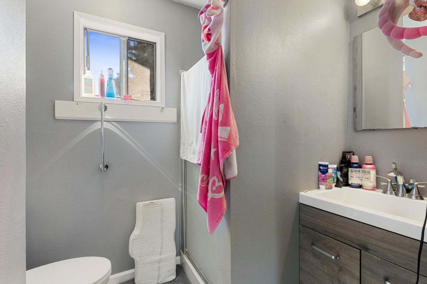 Detail Gallery Image 39 of 66 For 1530 Dias Dr, San Martin,  CA 95046 - 3 Beds | 2/1 Baths