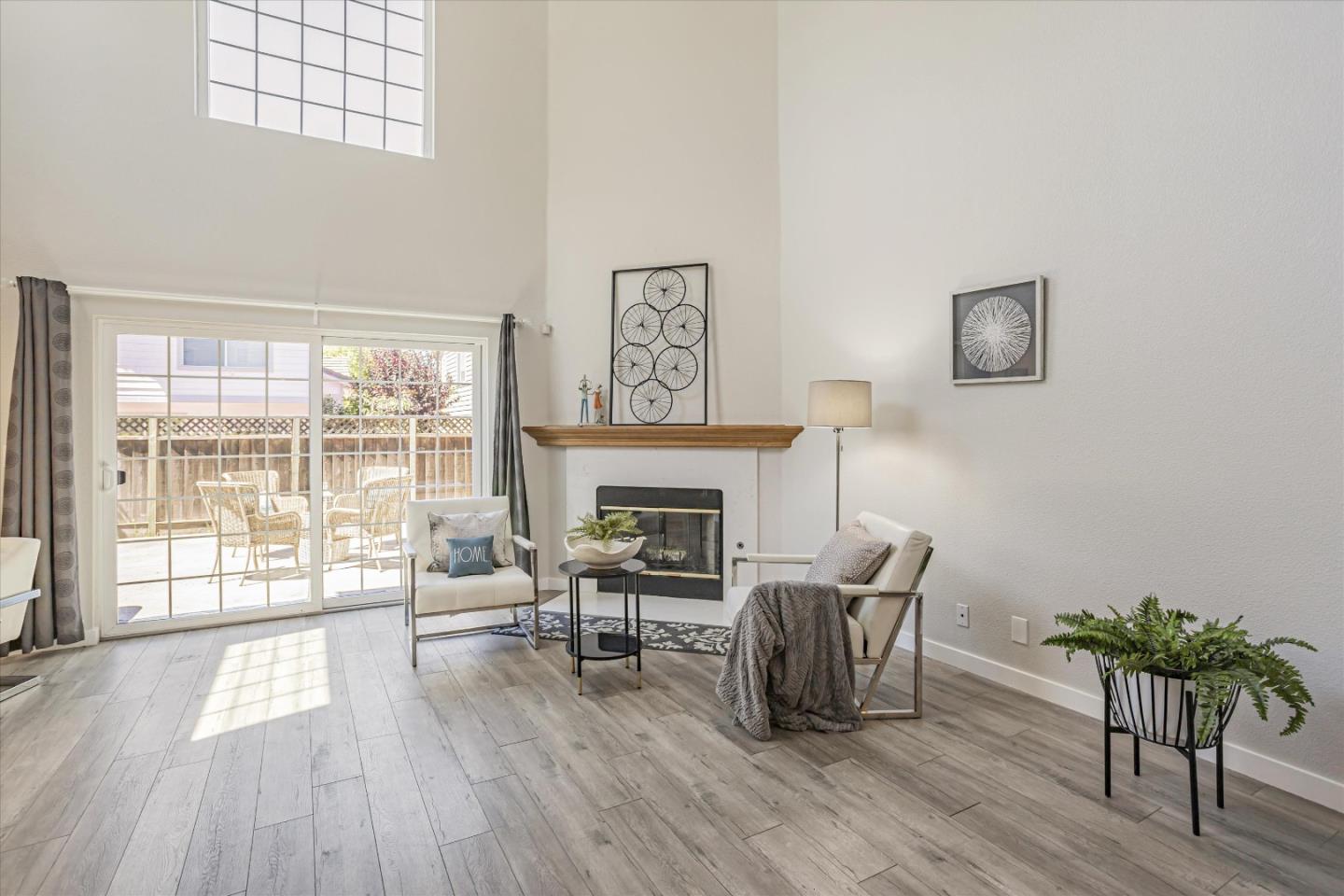 Detail Gallery Image 1 of 1 For 1555 Chihong Dr, San Jose,  CA 95131 - 3 Beds | 2/1 Baths