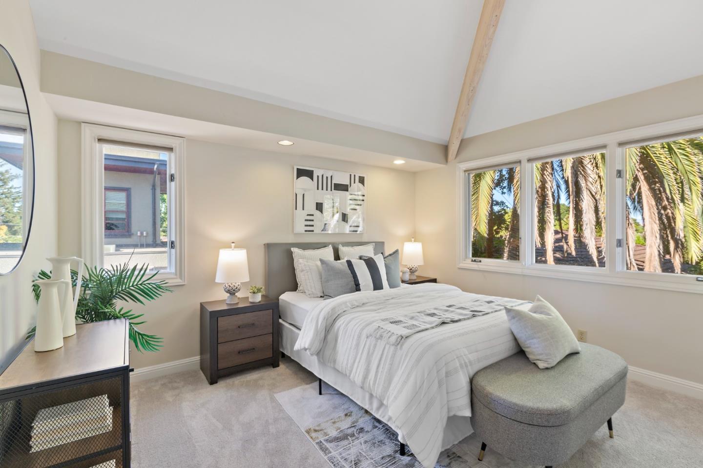 Detail Gallery Image 31 of 52 For 1591 Dennis Ln, Mountain View,  CA 94040 - 5 Beds | 4 Baths