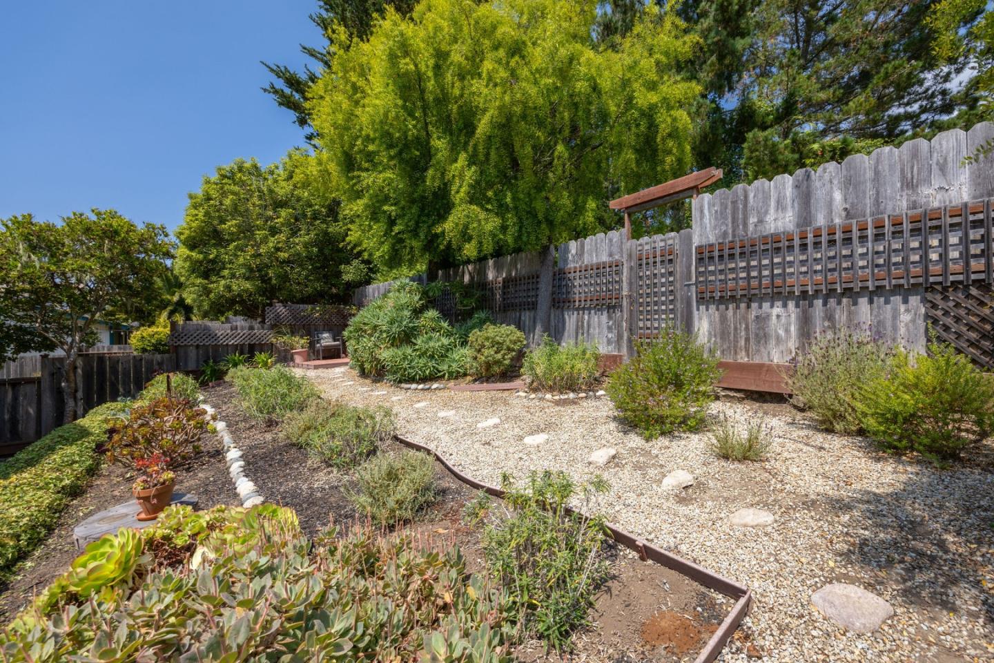 Detail Gallery Image 52 of 61 For 667 Kelmore St, Moss Beach,  CA 94038 - 4 Beds | 2 Baths