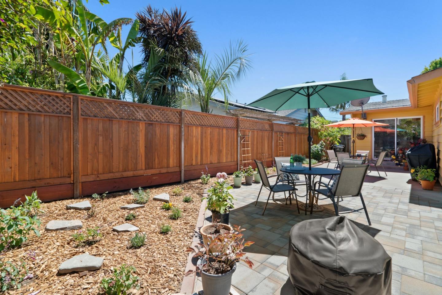 Detail Gallery Image 21 of 45 For 214 Nevada St, Santa Cruz,  CA 95060 - 3 Beds | 2 Baths