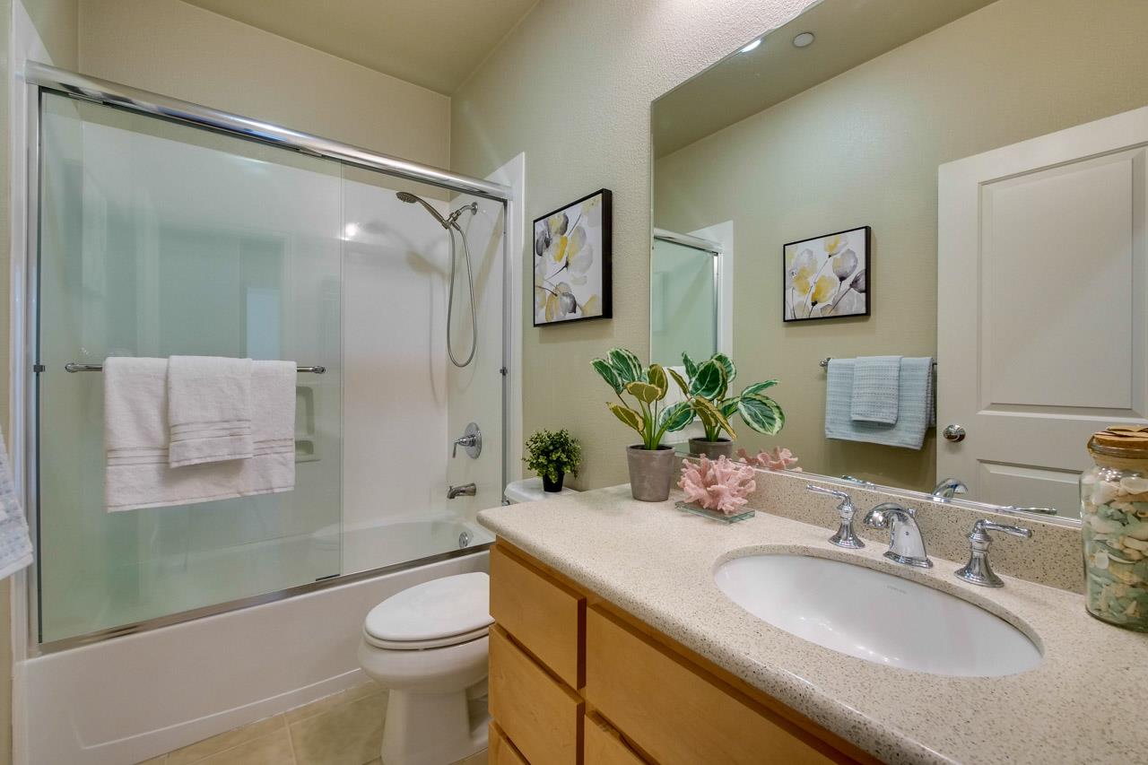 Detail Gallery Image 26 of 31 For 2194 Santoro Ln, San Jose,  CA 95124 - 2 Beds | 2 Baths