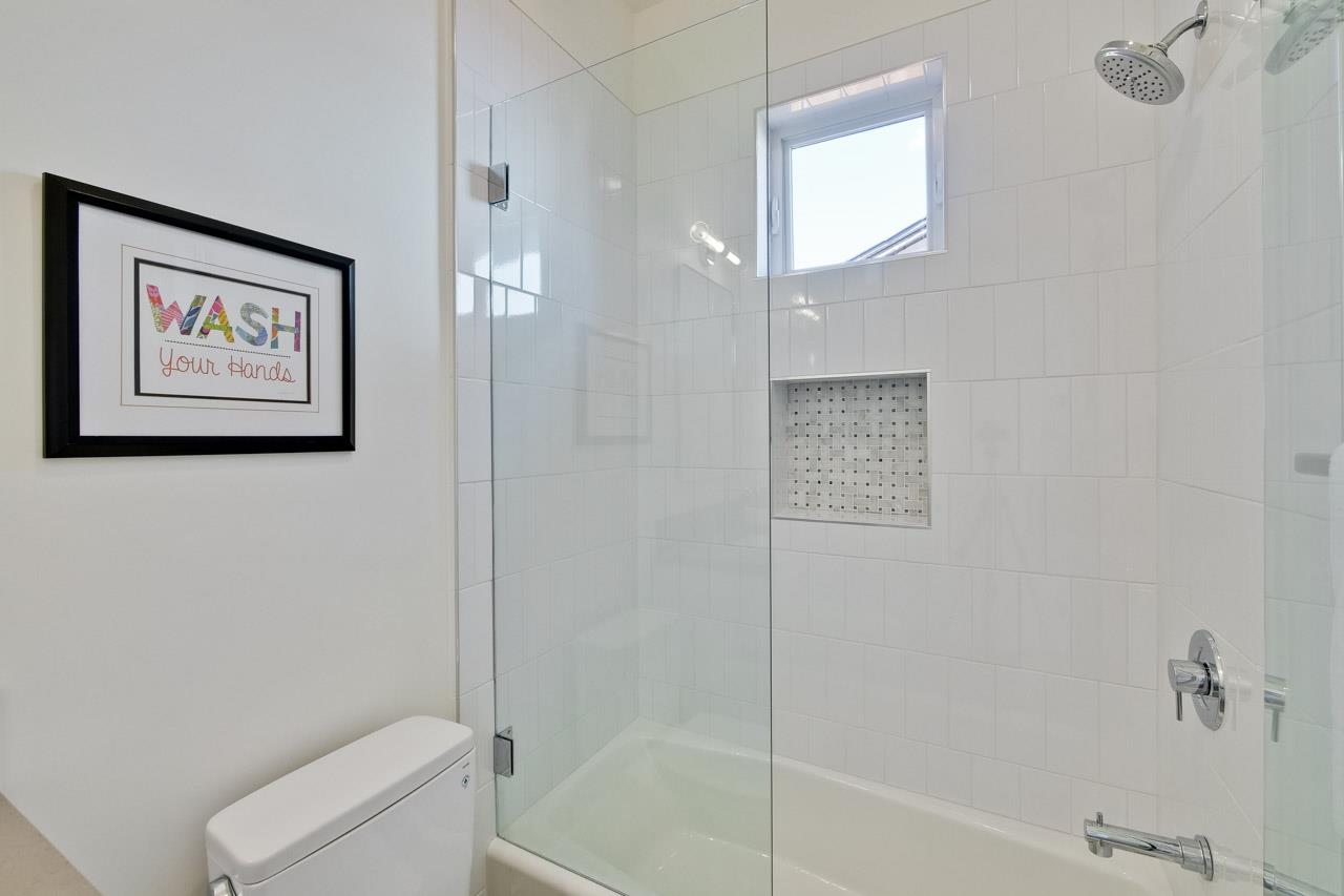 Detail Gallery Image 61 of 85 For 220 E Edith Ave, Los Altos,  CA 94022 - 5 Beds | 5/1 Baths