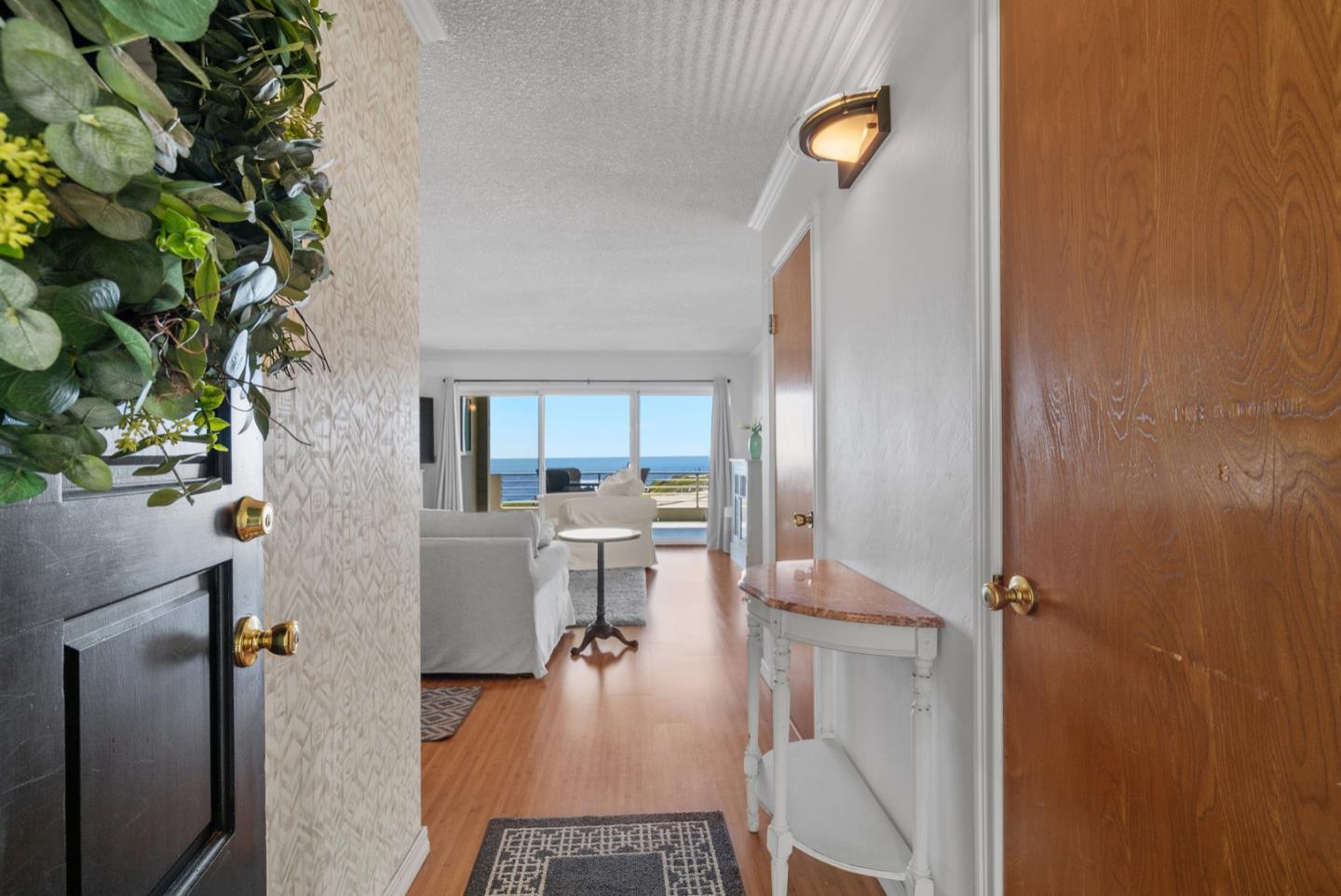 Detail Gallery Image 13 of 47 For 880 W Cliff Dr #7,  Santa Cruz,  CA 95060 - 3 Beds | 2 Baths