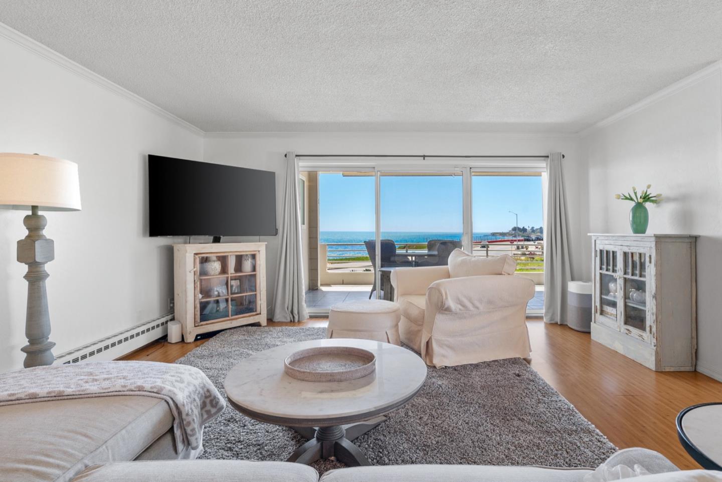 Detail Gallery Image 15 of 47 For 880 W Cliff Dr #7,  Santa Cruz,  CA 95060 - 3 Beds | 2 Baths