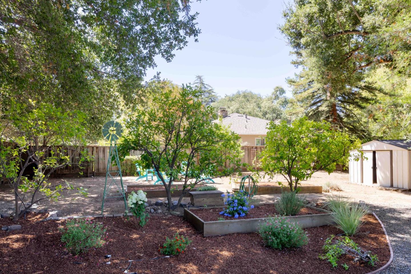 Detail Gallery Image 23 of 24 For 856 Berry Ave, Los Altos,  CA 94024 - 4 Beds | 2/1 Baths