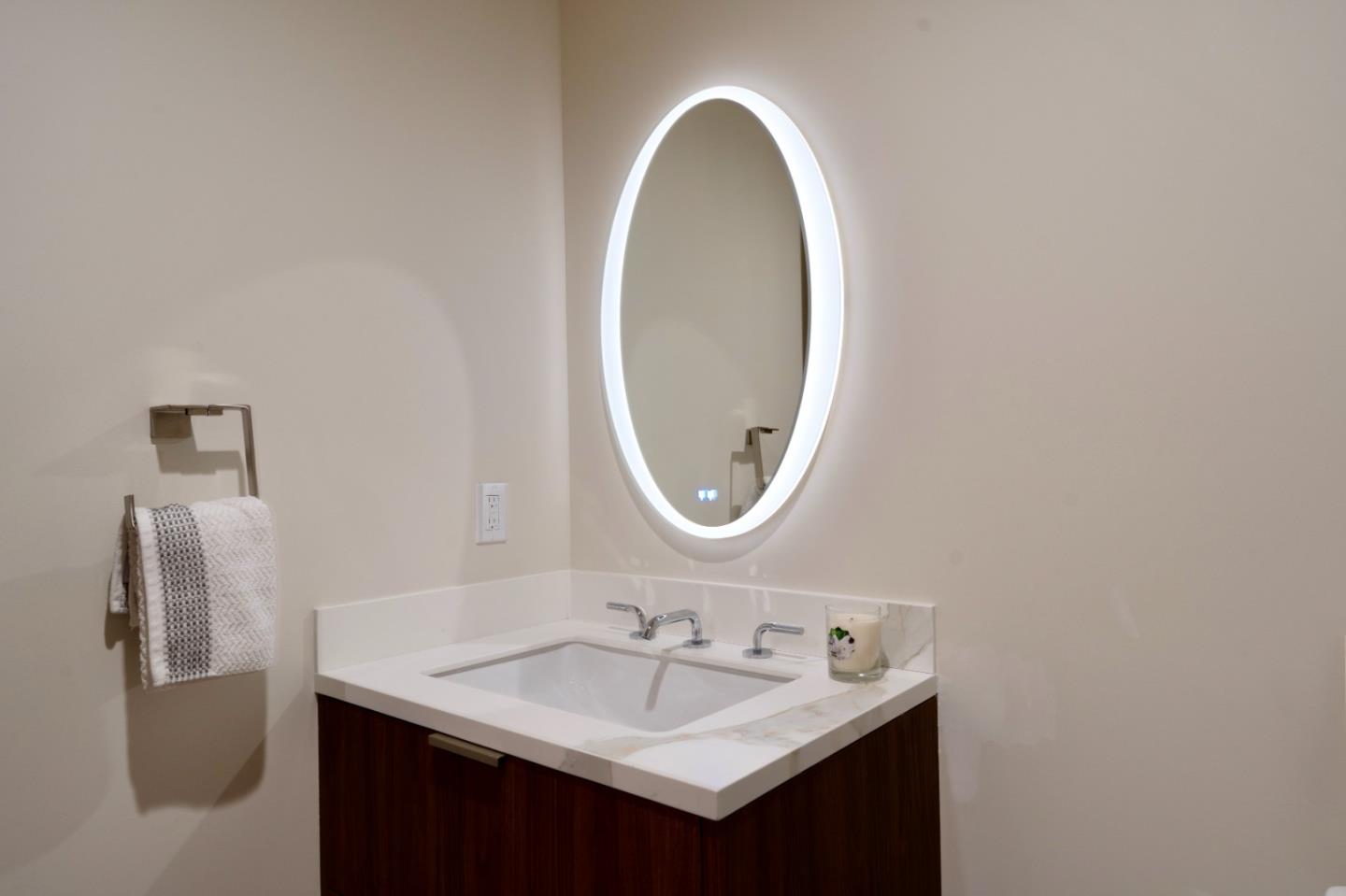 Detail Gallery Image 19 of 22 For 520 Lighthouse Ave #204,  Pacific Grove,  CA 93950 - 2 Beds | 2/1 Baths