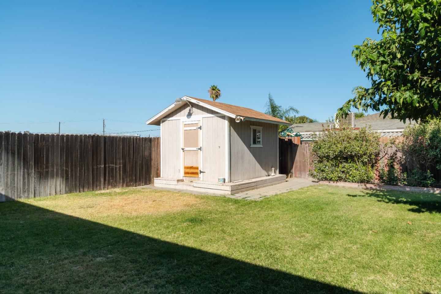 Detail Gallery Image 15 of 16 For 726 Arizona Ave, Los Banos,  CA 93635 - 3 Beds | 2 Baths