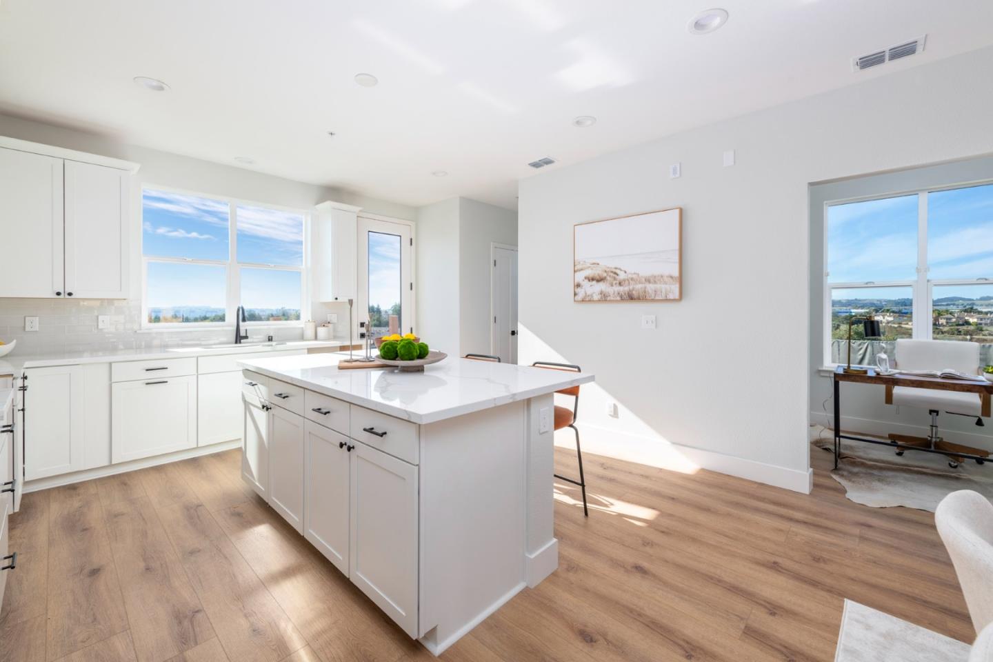 Detail Gallery Image 5 of 25 For 117 Skyline Vista Way, Watsonville,  CA 95076 - 3 Beds | 3/1 Baths