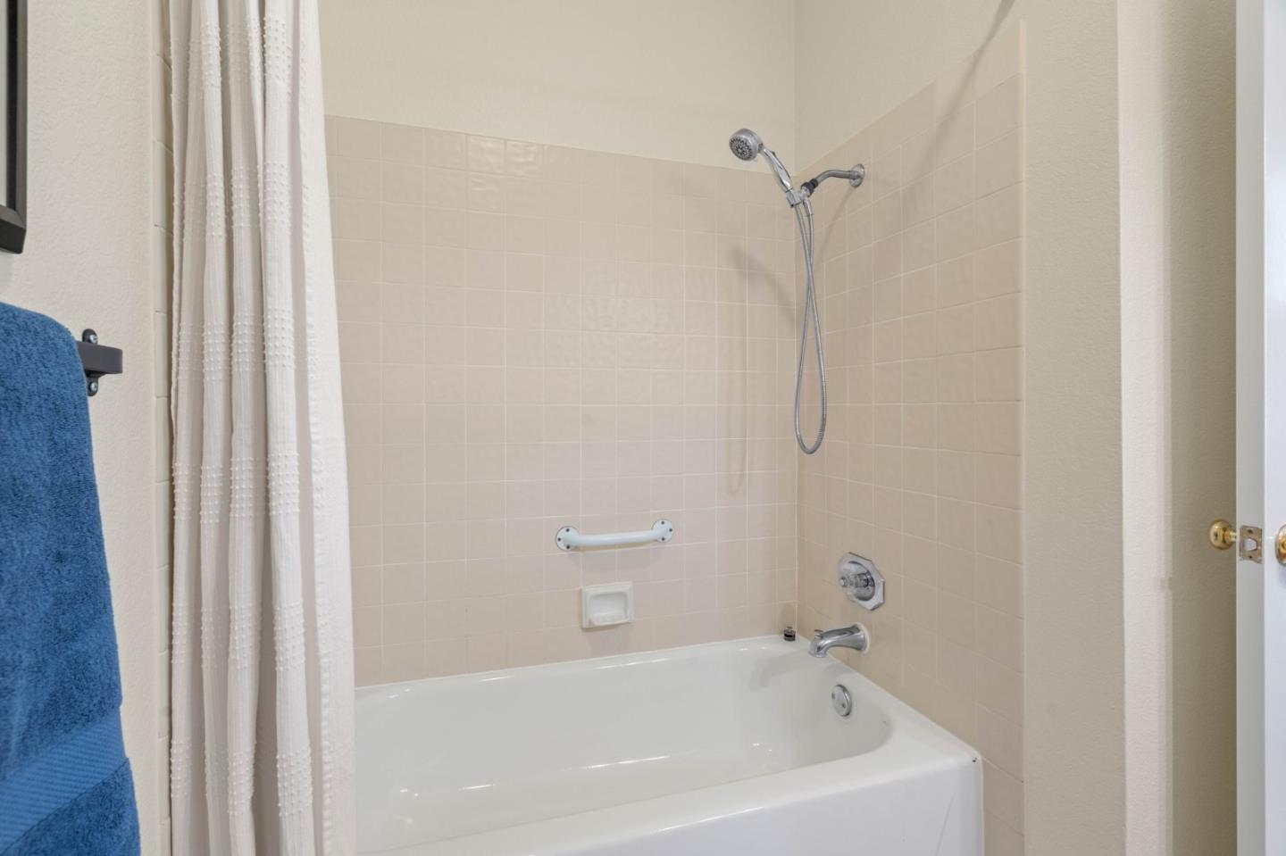 Detail Gallery Image 20 of 30 For 22330 Homestead Rd #107,  Cupertino,  CA 95014 - 2 Beds | 2 Baths