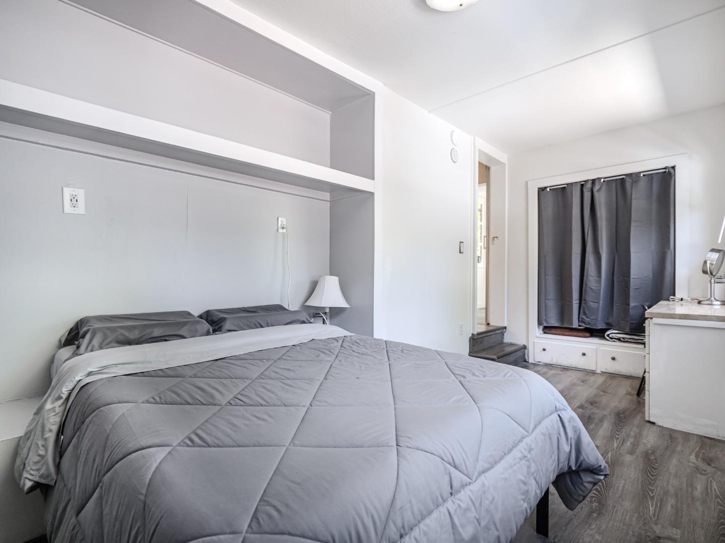 Detail Gallery Image 18 of 72 For 507 Market St, Santa Cruz,  CA 95060 - 1 Beds | 2 Baths