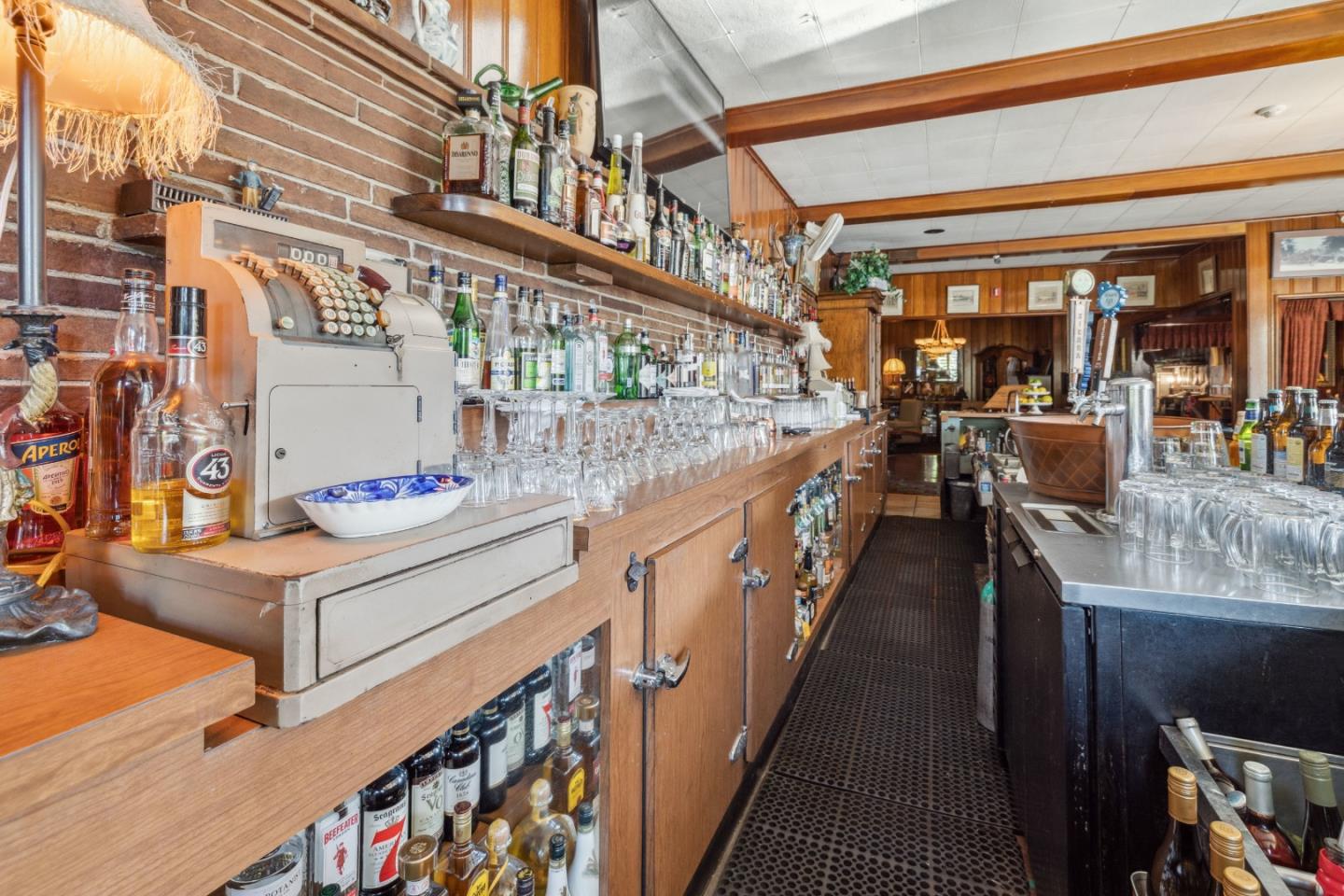 13300 Big Basin Way, Boulder Creek, California 95006, ,Commercial Sale,For Sale,13300 Big Basin Way,ML81977585