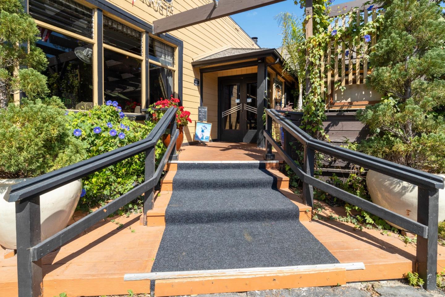Detail Gallery Image 2 of 105 For 13300 Big Basin Way, Boulder Creek,  CA 95006 - – Beds | – Baths
