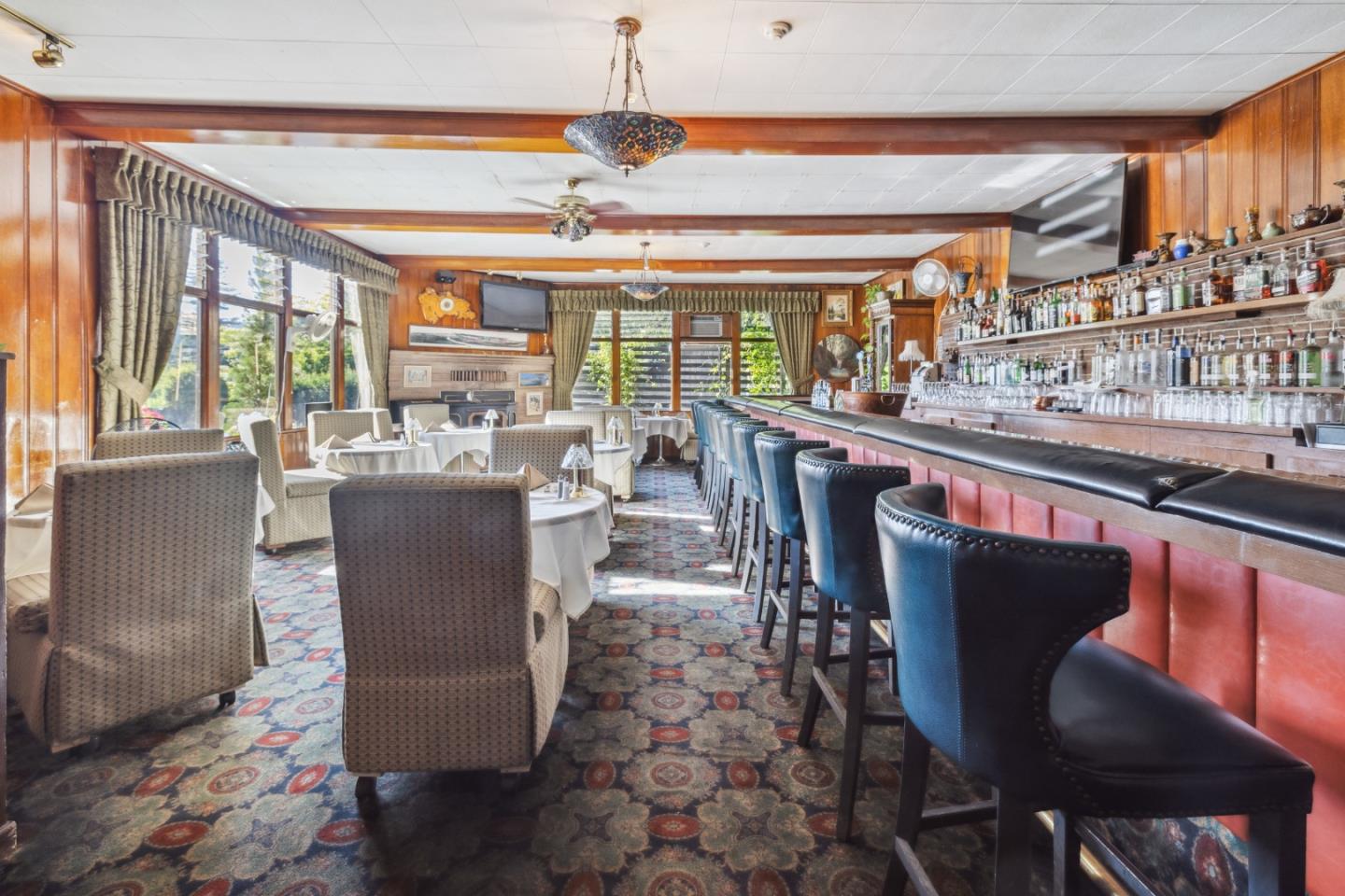 13300 Big Basin Way, Boulder Creek, California 95006, ,Commercial Sale,For Sale,13300 Big Basin Way,ML81977585