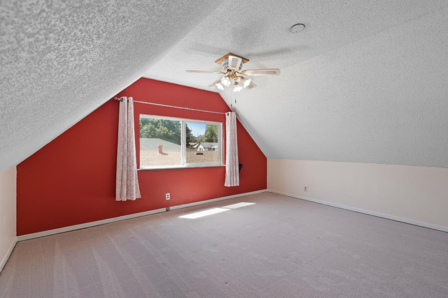 Detail Gallery Image 11 of 31 For 924 Smith Ave, Pinole,  CA 94564 - 2 Beds | 1 Baths