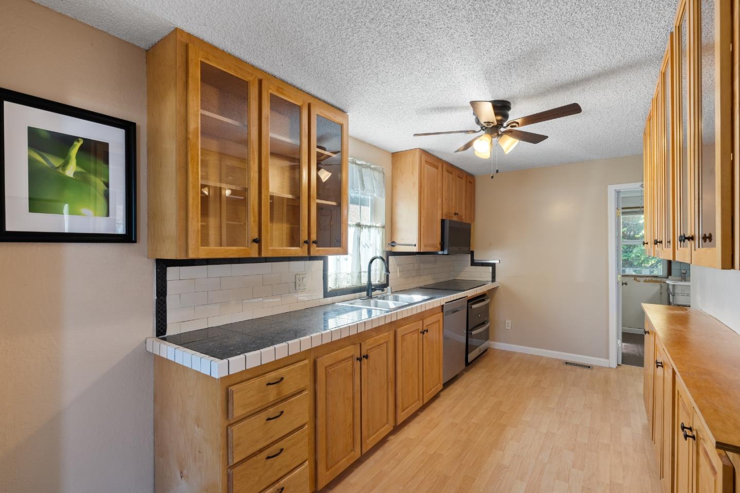 Detail Gallery Image 19 of 31 For 924 Smith Ave, Pinole,  CA 94564 - 2 Beds | 1 Baths