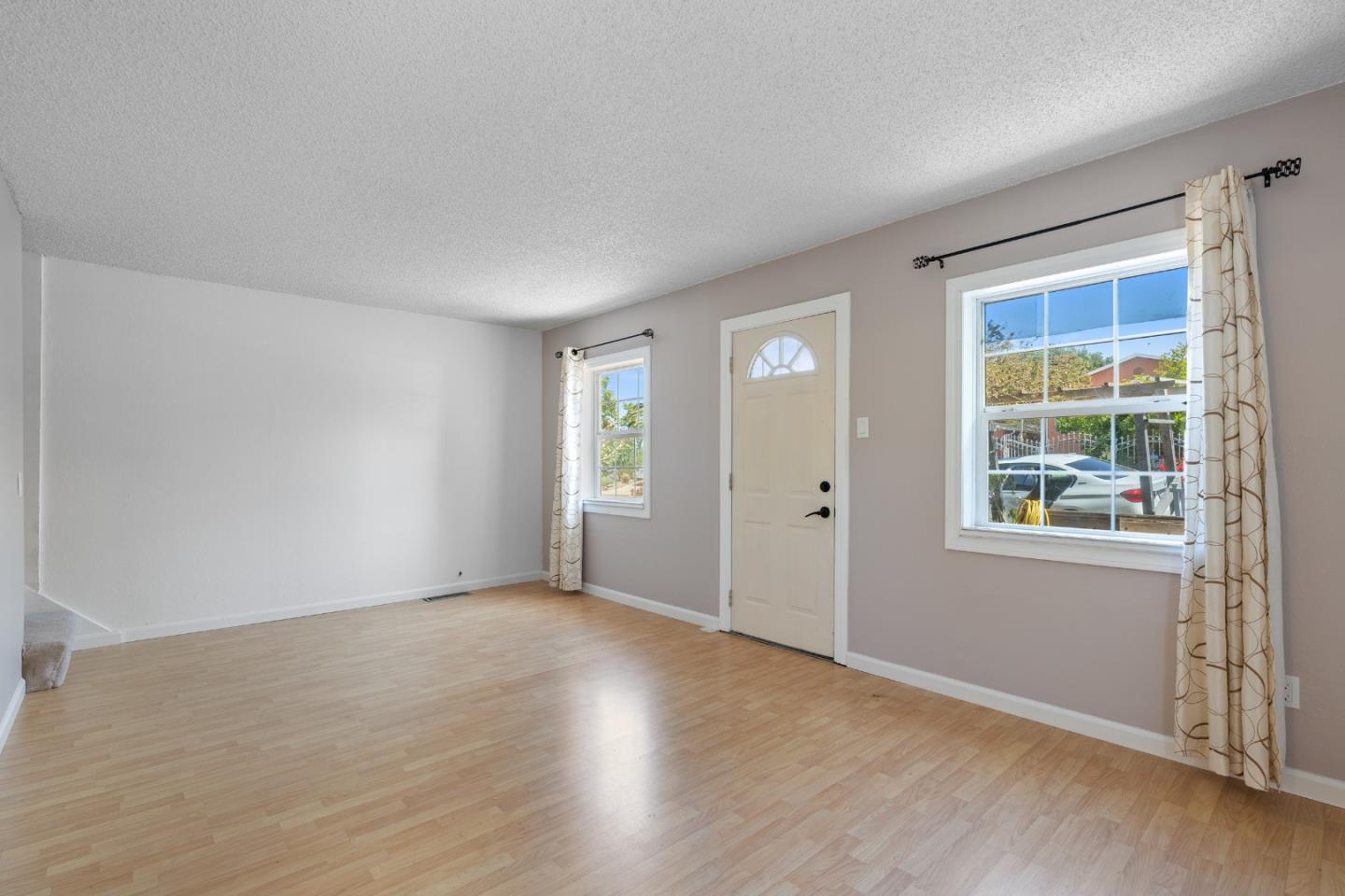 Detail Gallery Image 23 of 31 For 924 Smith Ave, Pinole,  CA 94564 - 2 Beds | 1 Baths