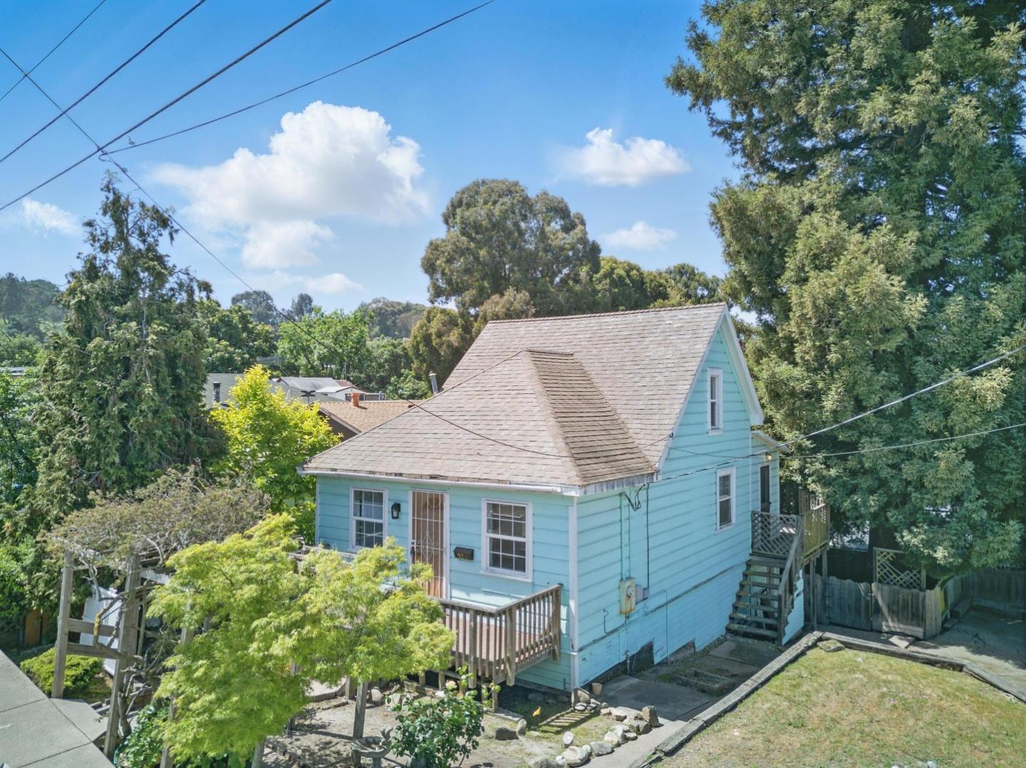 Detail Gallery Image 3 of 31 For 924 Smith Ave, Pinole,  CA 94564 - 2 Beds | 1 Baths