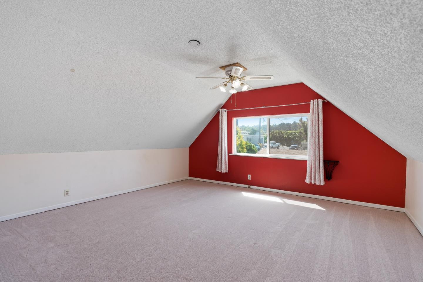 Detail Gallery Image 9 of 31 For 924 Smith Ave, Pinole,  CA 94564 - 2 Beds | 1 Baths