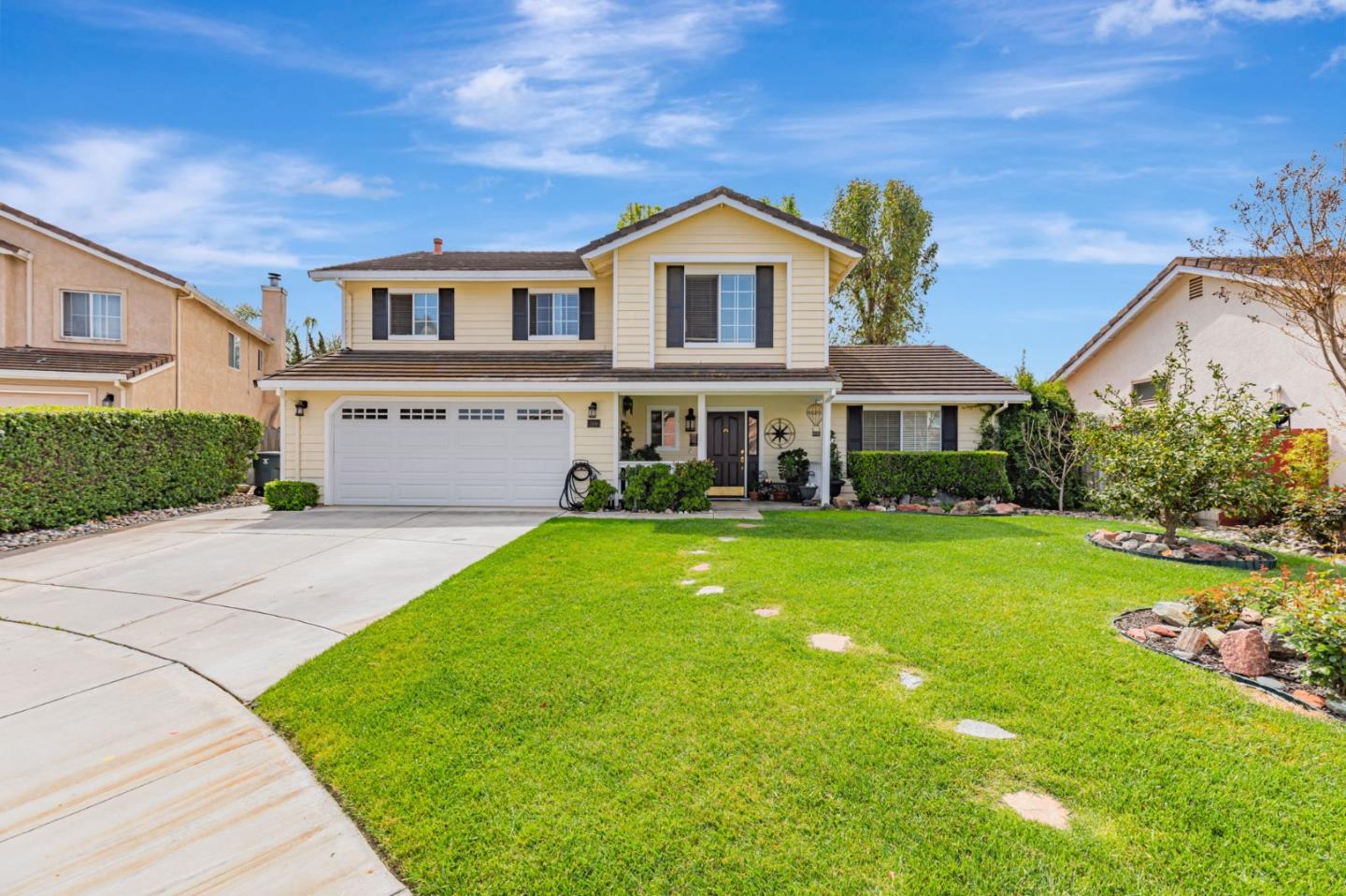 2181 Burlwood DR, Hollister CA 95023