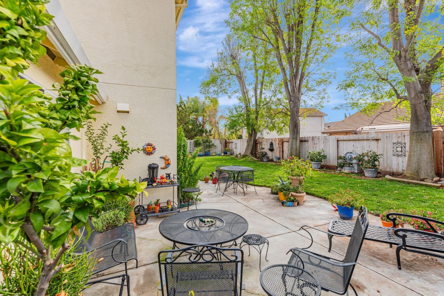 Detail Gallery Image 45 of 48 For 2181 Burlwood Dr, Hollister,  CA 95023 - 4 Beds | 2/1 Baths