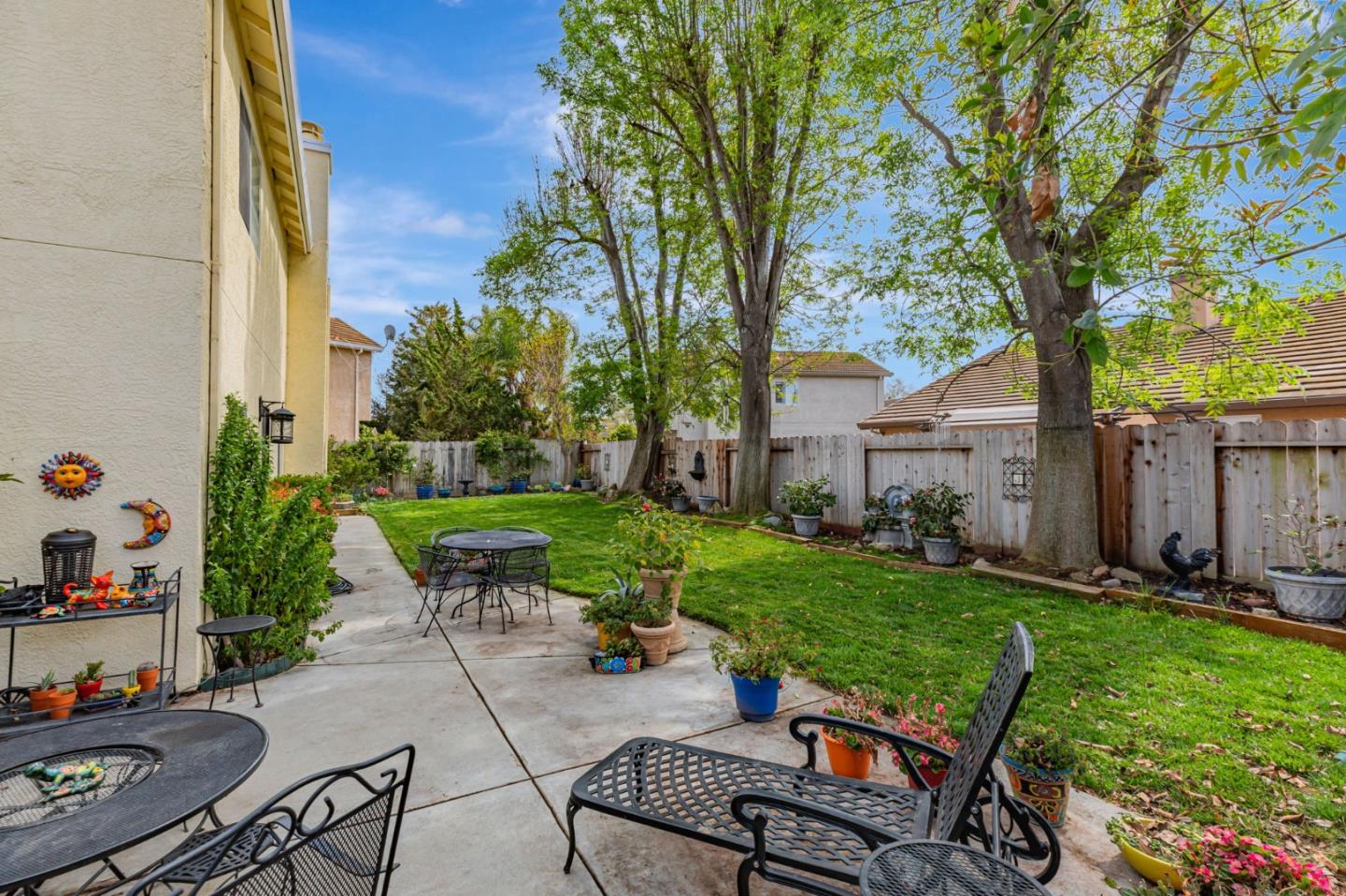 Detail Gallery Image 46 of 48 For 2181 Burlwood Dr, Hollister,  CA 95023 - 4 Beds | 2/1 Baths