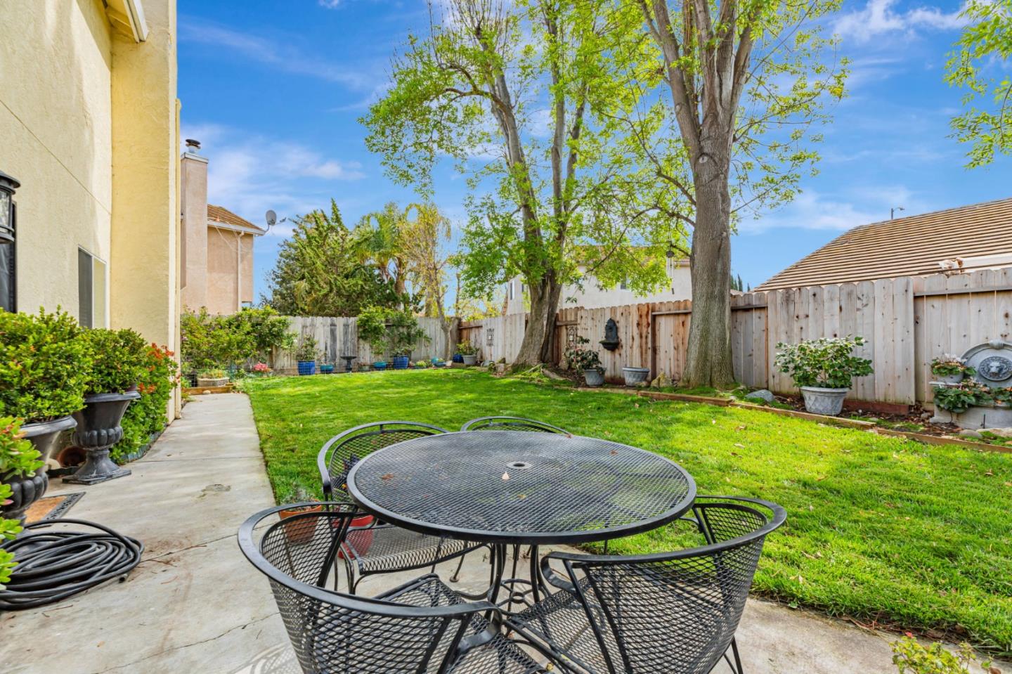 Detail Gallery Image 47 of 48 For 2181 Burlwood Dr, Hollister,  CA 95023 - 4 Beds | 2/1 Baths