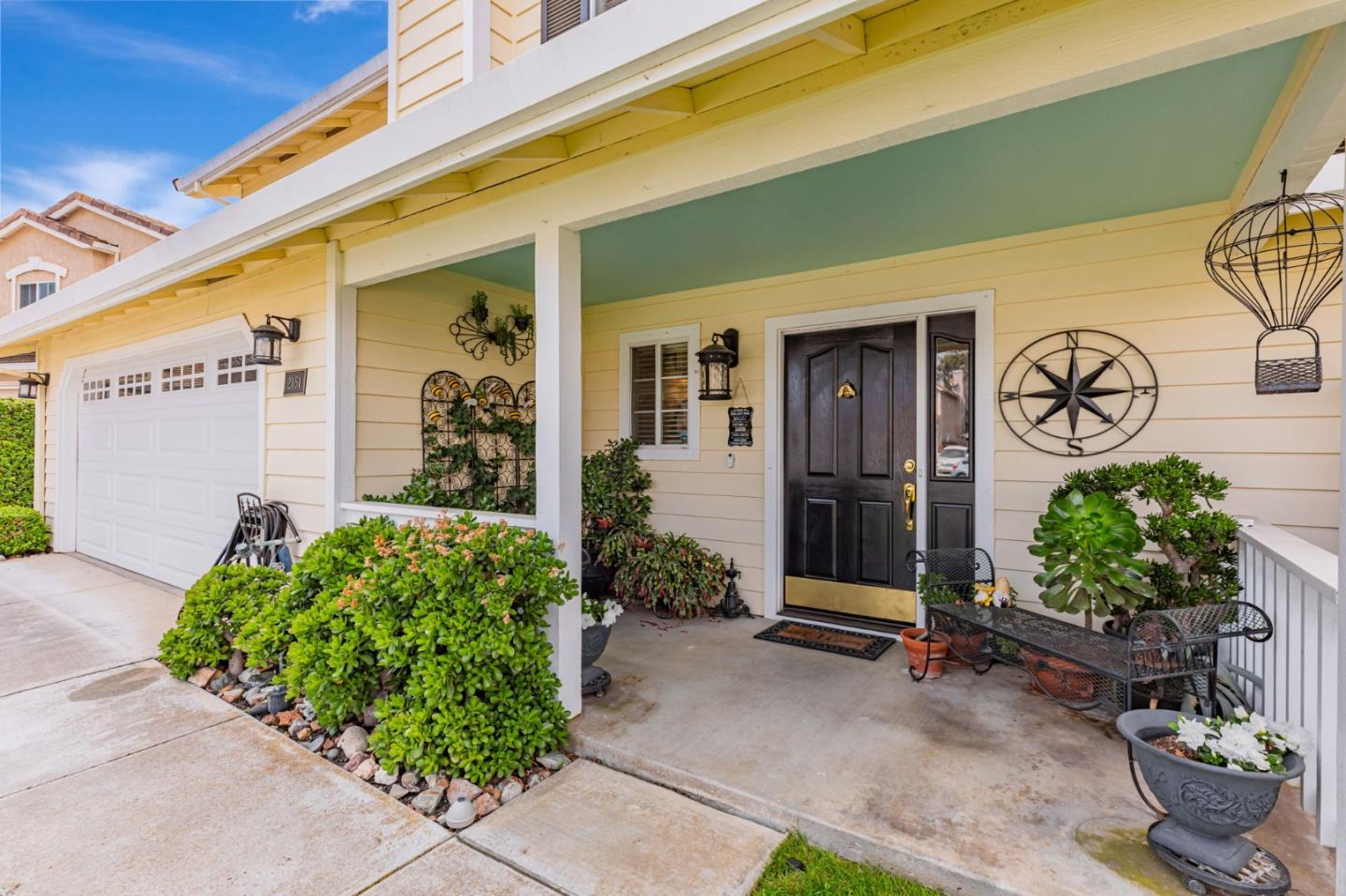 Detail Gallery Image 5 of 48 For 2181 Burlwood Dr, Hollister,  CA 95023 - 4 Beds | 2/1 Baths