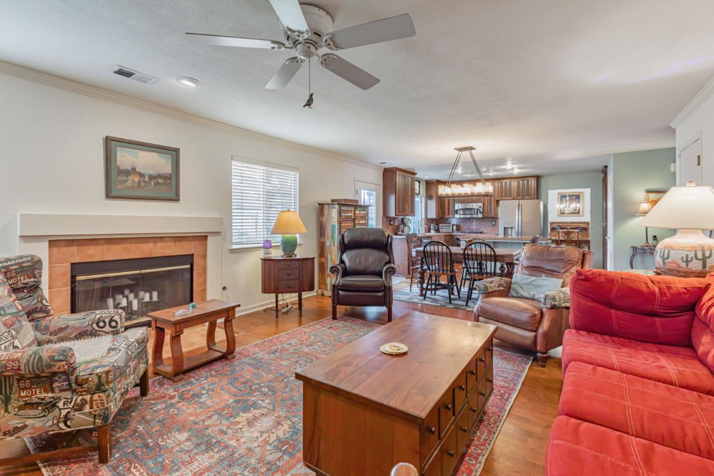Detail Gallery Image 9 of 48 For 2181 Burlwood Dr, Hollister,  CA 95023 - 4 Beds | 2/1 Baths