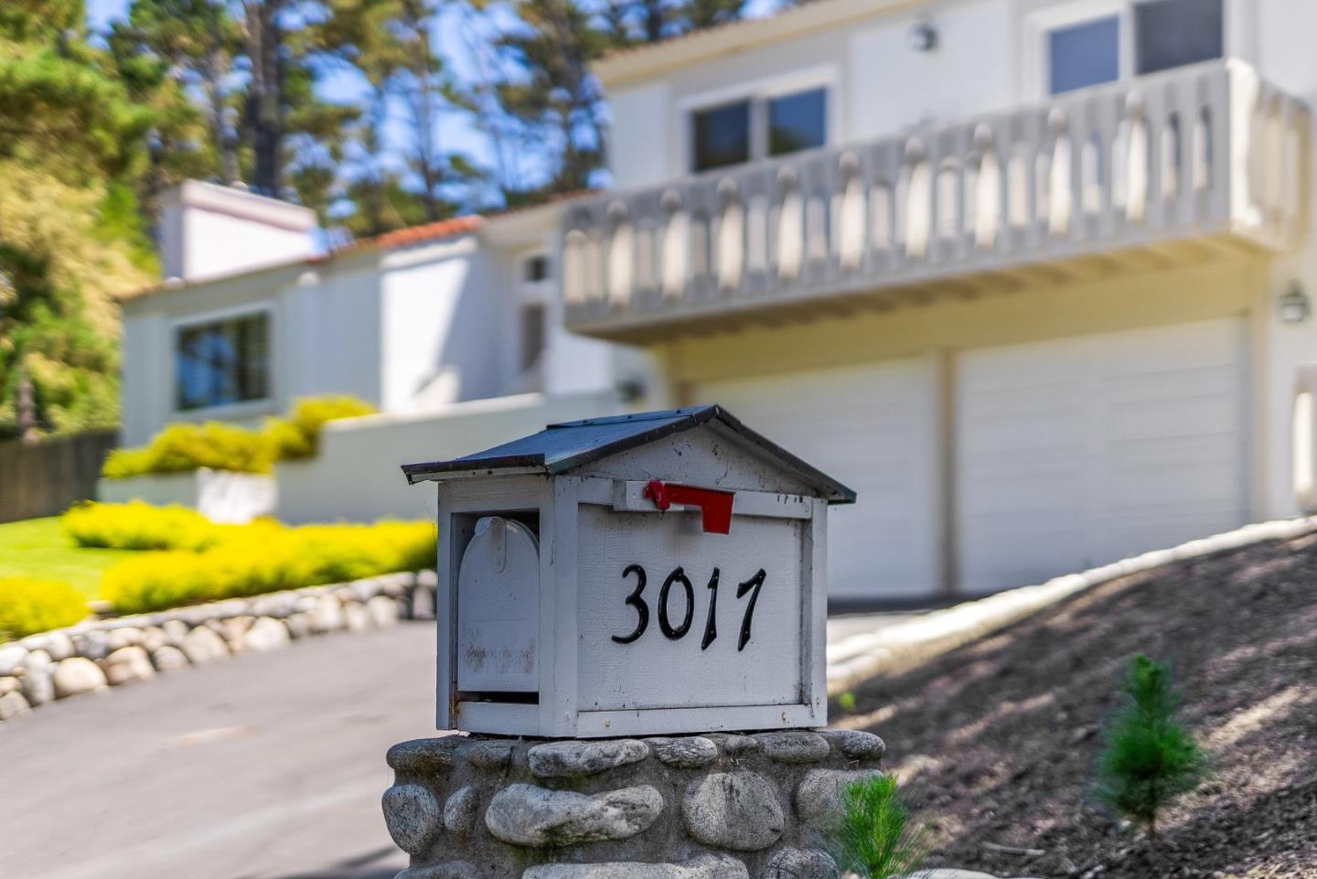 Detail Gallery Image 27 of 29 For 3017 Forest Way, Pebble Beach,  CA 93953 - 3 Beds | 2 Baths