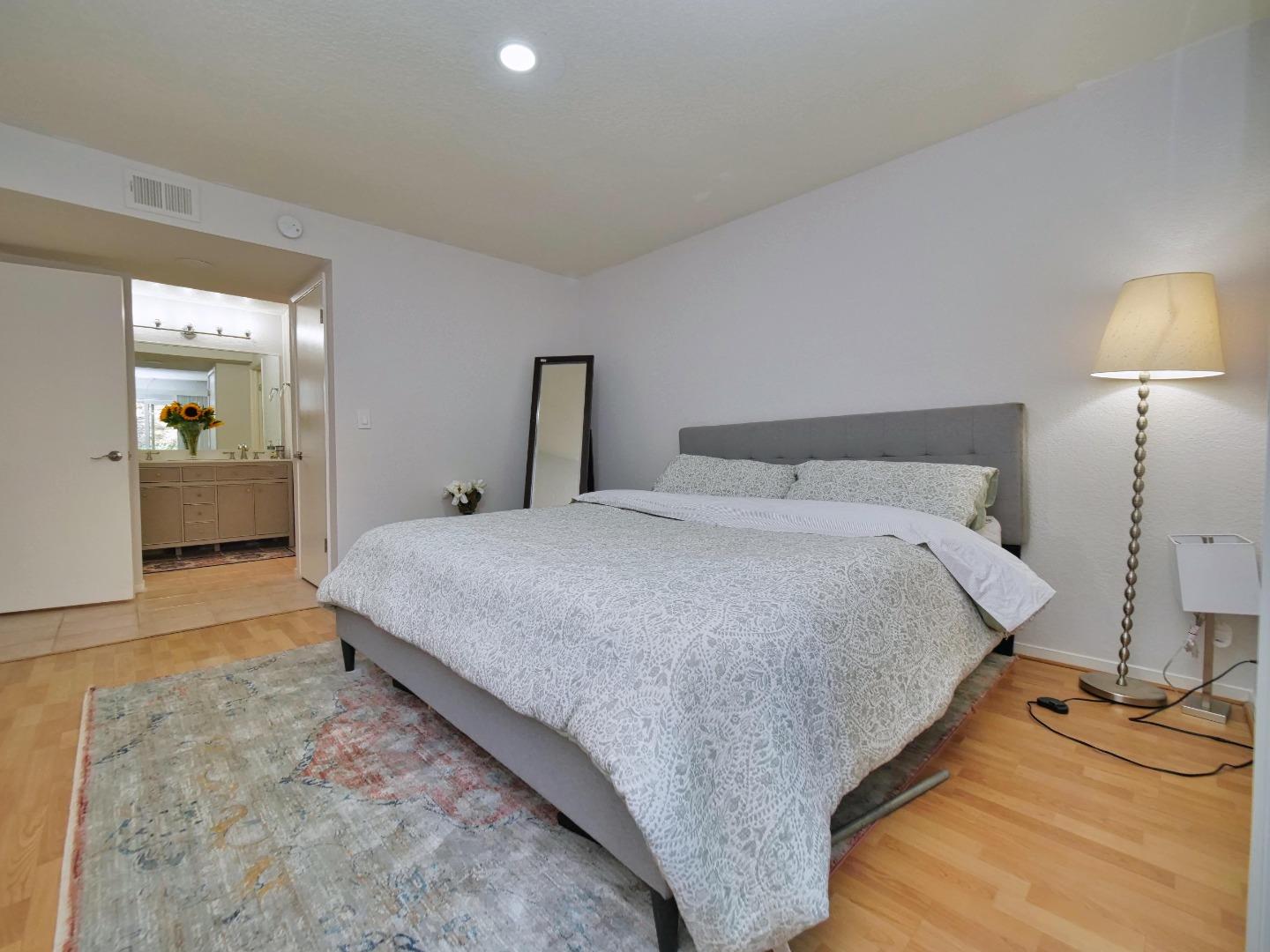 710 Canyon Oaks # C, Oakland, California 94605, 1 Bedroom Bedrooms, ,1 BathroomBathrooms,Residential,For Sale,710 Canyon Oaks # C,ML81977647