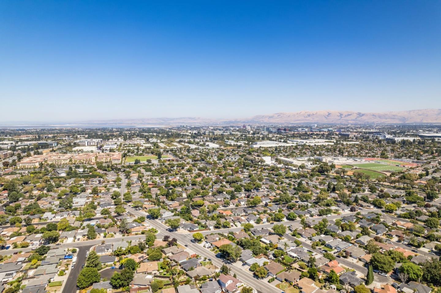 Detail Gallery Image 37 of 39 For 1871 Briarwood Dr, Santa Clara,  CA 95051 - 3 Beds | 2 Baths