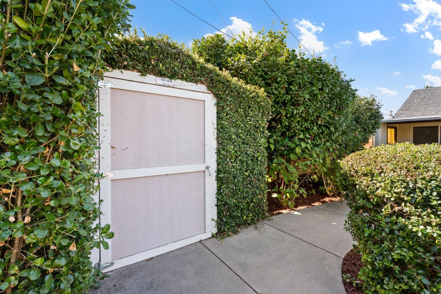 Detail Gallery Image 31 of 33 For 1728 Cottage Grove Ave, San Mateo,  CA 94401 - 4 Beds | 2 Baths