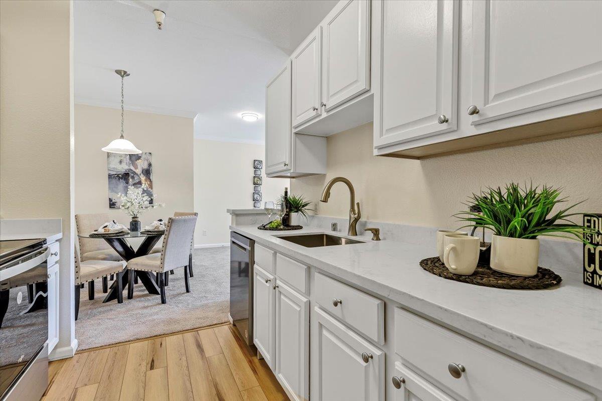 Detail Gallery Image 14 of 30 For 2255 Showers Dr #334,  Mountain View,  CA 94040 - 2 Beds | 2 Baths