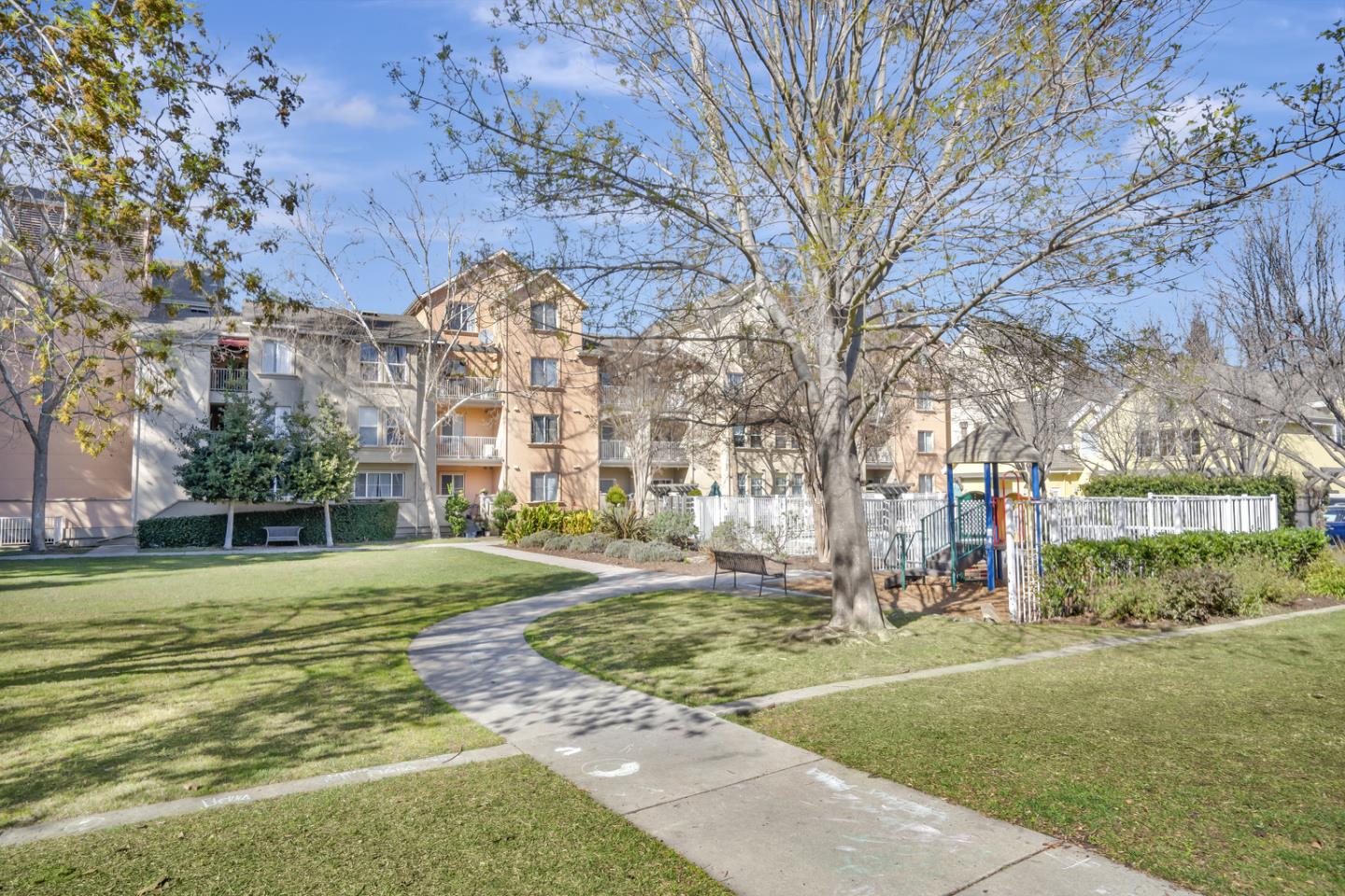 Detail Gallery Image 29 of 30 For 2255 Showers Dr #334,  Mountain View,  CA 94040 - 2 Beds | 2 Baths