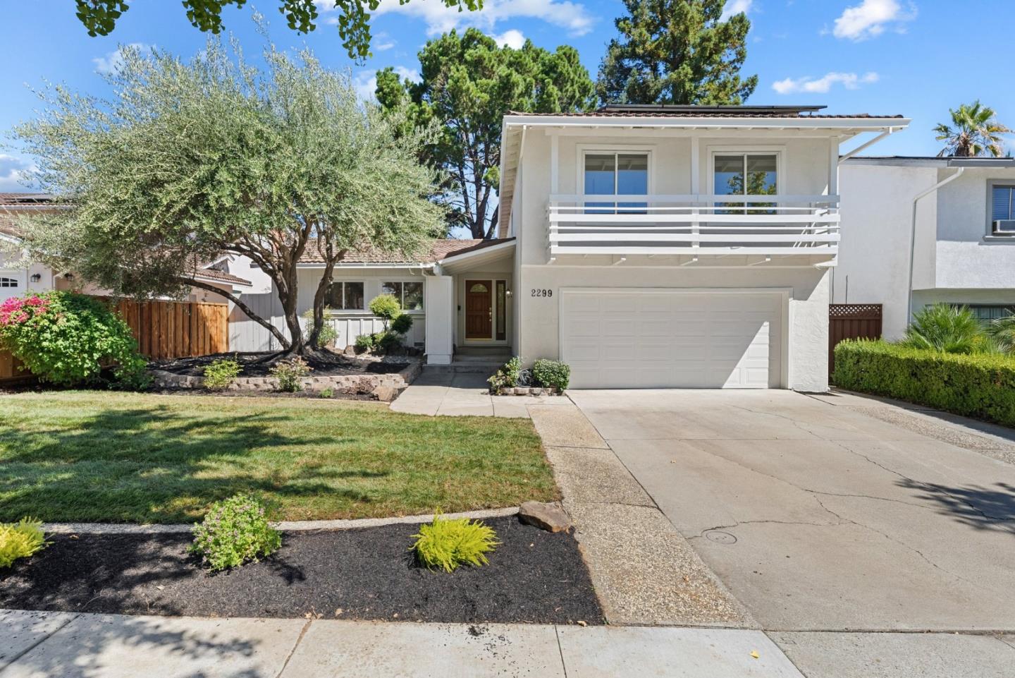 Detail Gallery Image 1 of 57 For 2299 Lemoyne Way, Campbell,  CA 95008 - 4 Beds | 2/1 Baths