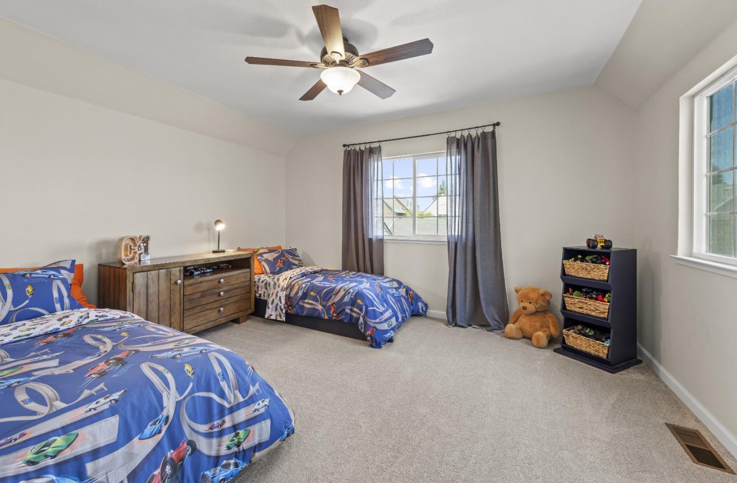 Detail Gallery Image 24 of 47 For 447 Golf Circle West, Manteca,  CA 95337 - 2 Beds | 2 Baths