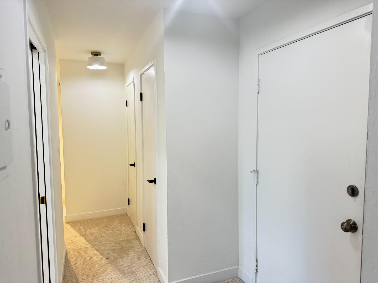 Detail Gallery Image 26 of 42 For 150 W Edith Ave #21,  Los Altos,  CA 94022 - 2 Beds | 2 Baths