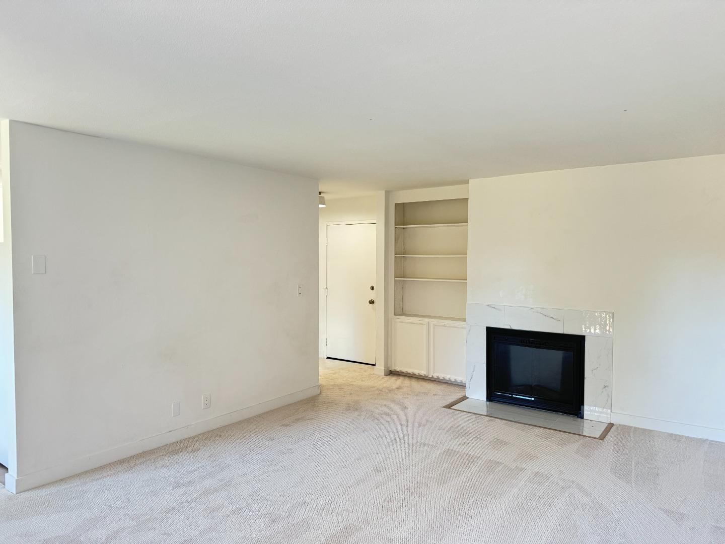 Detail Gallery Image 9 of 42 For 150 W Edith Ave #21,  Los Altos,  CA 94022 - 2 Beds | 2 Baths