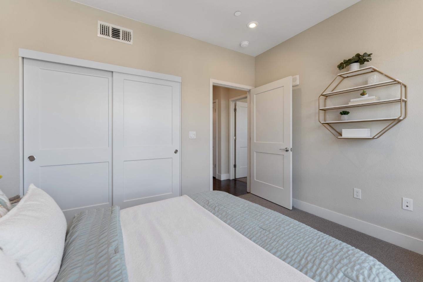 Detail Gallery Image 16 of 33 For 44938 Fremont Blvd #400,  Fremont,  CA 94538 - 2 Beds | 2 Baths