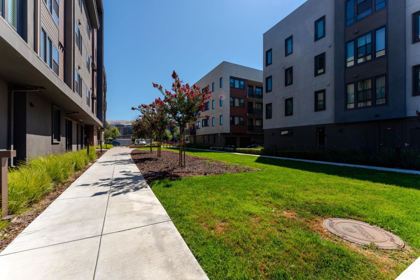 Detail Gallery Image 25 of 33 For 44938 Fremont Blvd #400,  Fremont,  CA 94538 - 2 Beds | 2 Baths