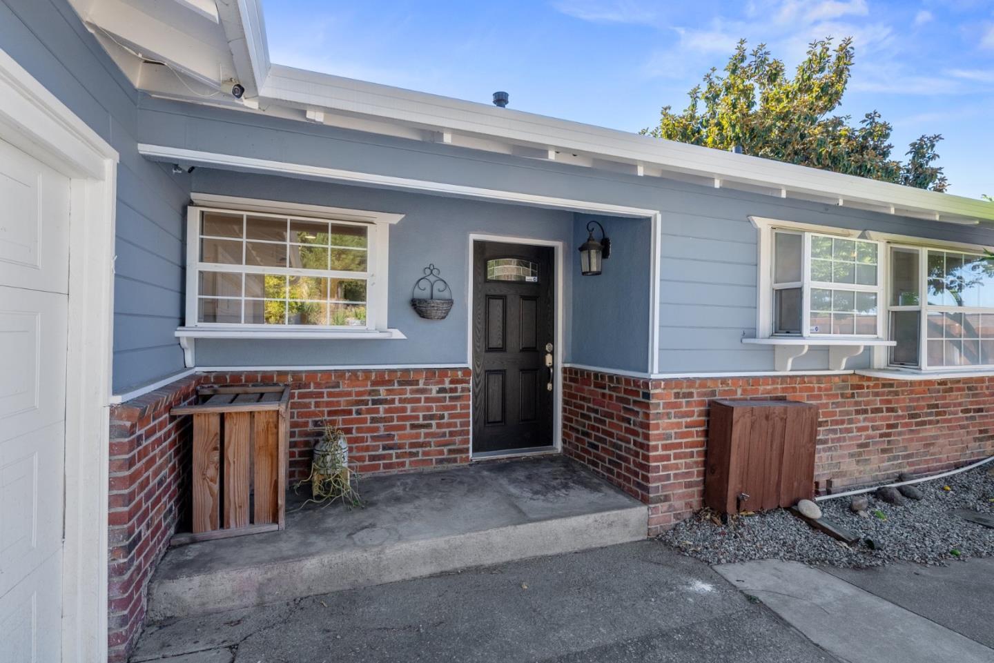 Detail Gallery Image 4 of 40 For 15224 Rosemar Ave, San Jose,  CA 95127 - 3 Beds | 2 Baths