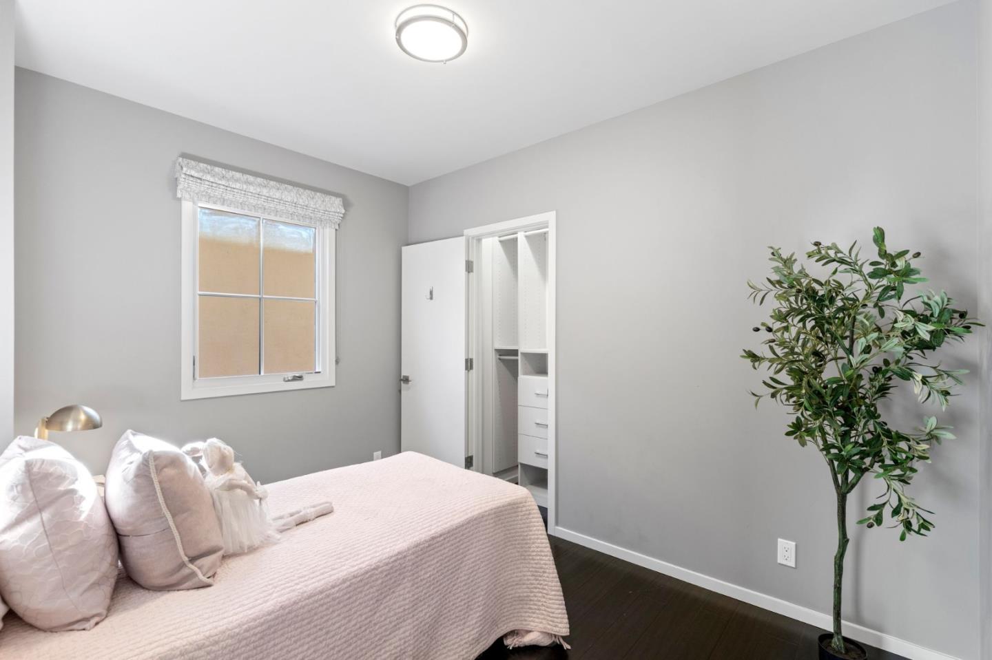 Detail Gallery Image 22 of 58 For 1536 Cherry St #D,  San Carlos,  CA 94070 - 3 Beds | 2/1 Baths