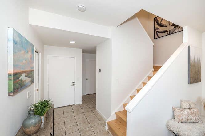 Detail Gallery Image 16 of 50 For 823 Columba Ln, Foster City,  CA 94404 - 2 Beds | 2/1 Baths