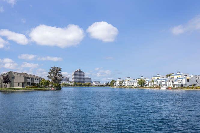 Detail Gallery Image 37 of 50 For 823 Columba Ln, Foster City,  CA 94404 - 2 Beds | 2/1 Baths