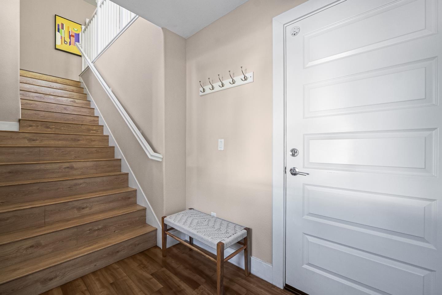 Detail Gallery Image 7 of 38 For 2418 Stearman Ln #8,  San Jose,  CA 95132 - 3 Beds | 2/1 Baths