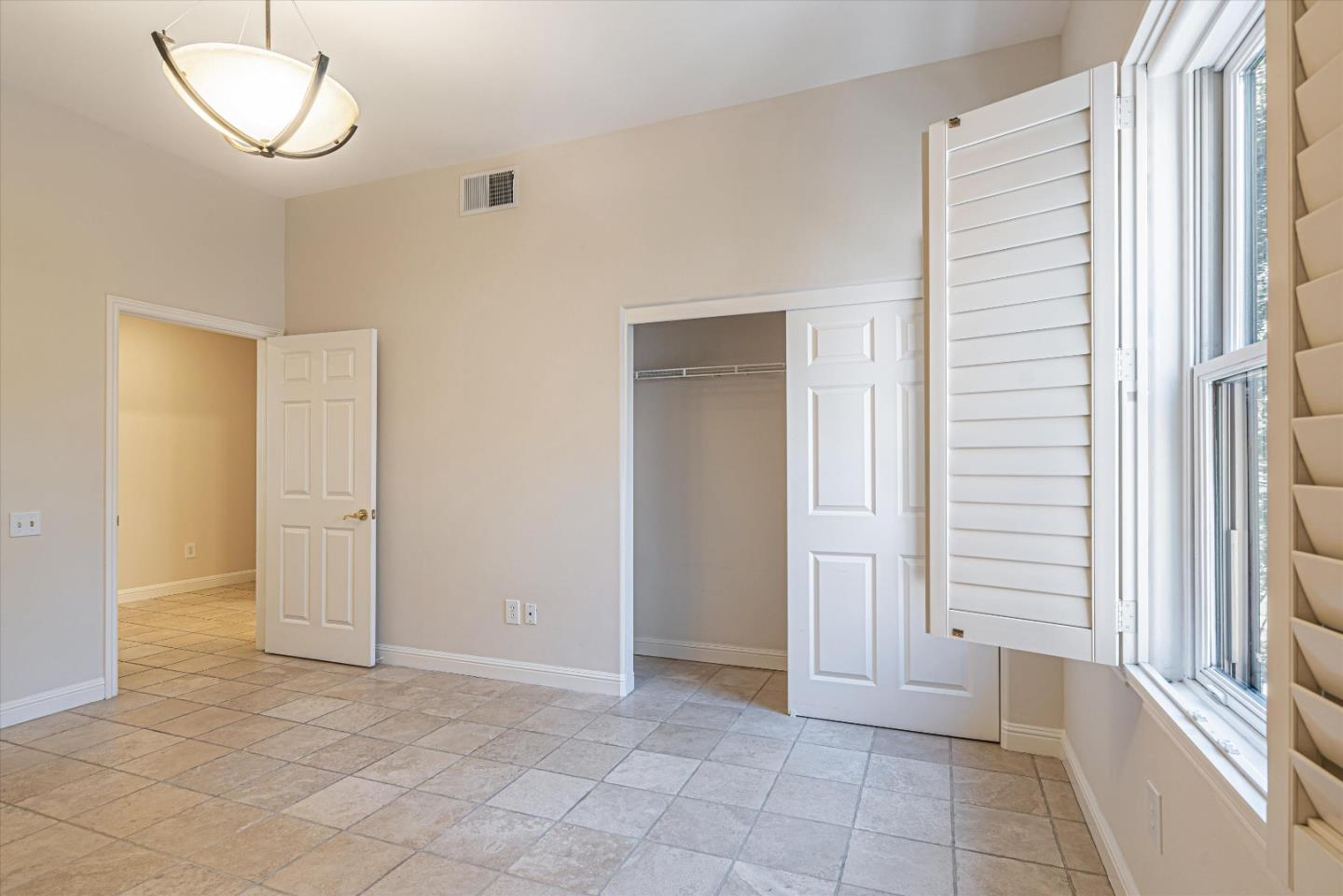 Detail Gallery Image 26 of 40 For 435 Sheridan Ave #203,  Palo Alto,  CA 94306 - 3 Beds | 2 Baths