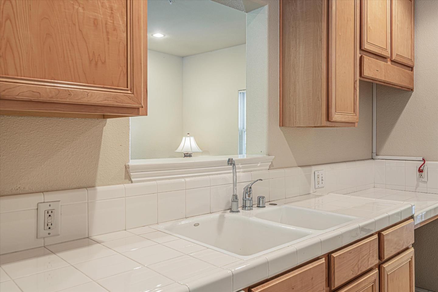 Detail Gallery Image 35 of 40 For 435 Sheridan Ave #203,  Palo Alto,  CA 94306 - 3 Beds | 2 Baths